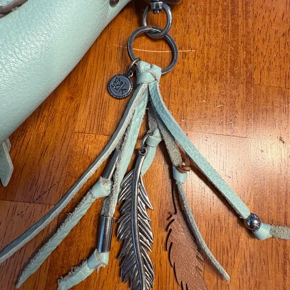 The Sak Leather Handbag Crossbody Bag Adjustable Strap Excellent Condition EUC - Picture 8 of 13